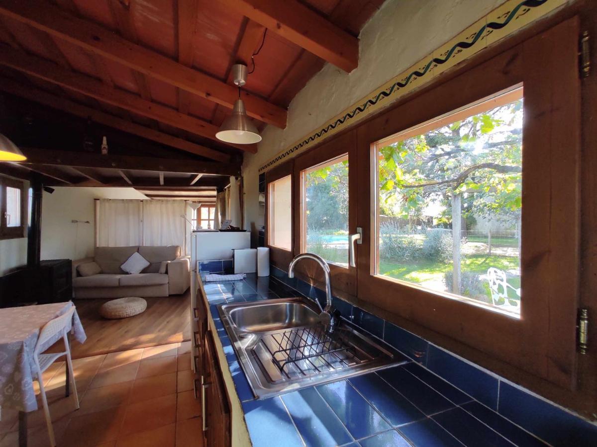 Casita Con Jacuzzi Rectoria De Dosquers Villa Maia de Montcal ภายนอก รูปภาพ