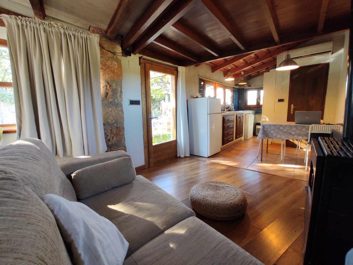 Casita Con Jacuzzi Rectoria De Dosquers Villa Maia de Montcal ภายนอก รูปภาพ