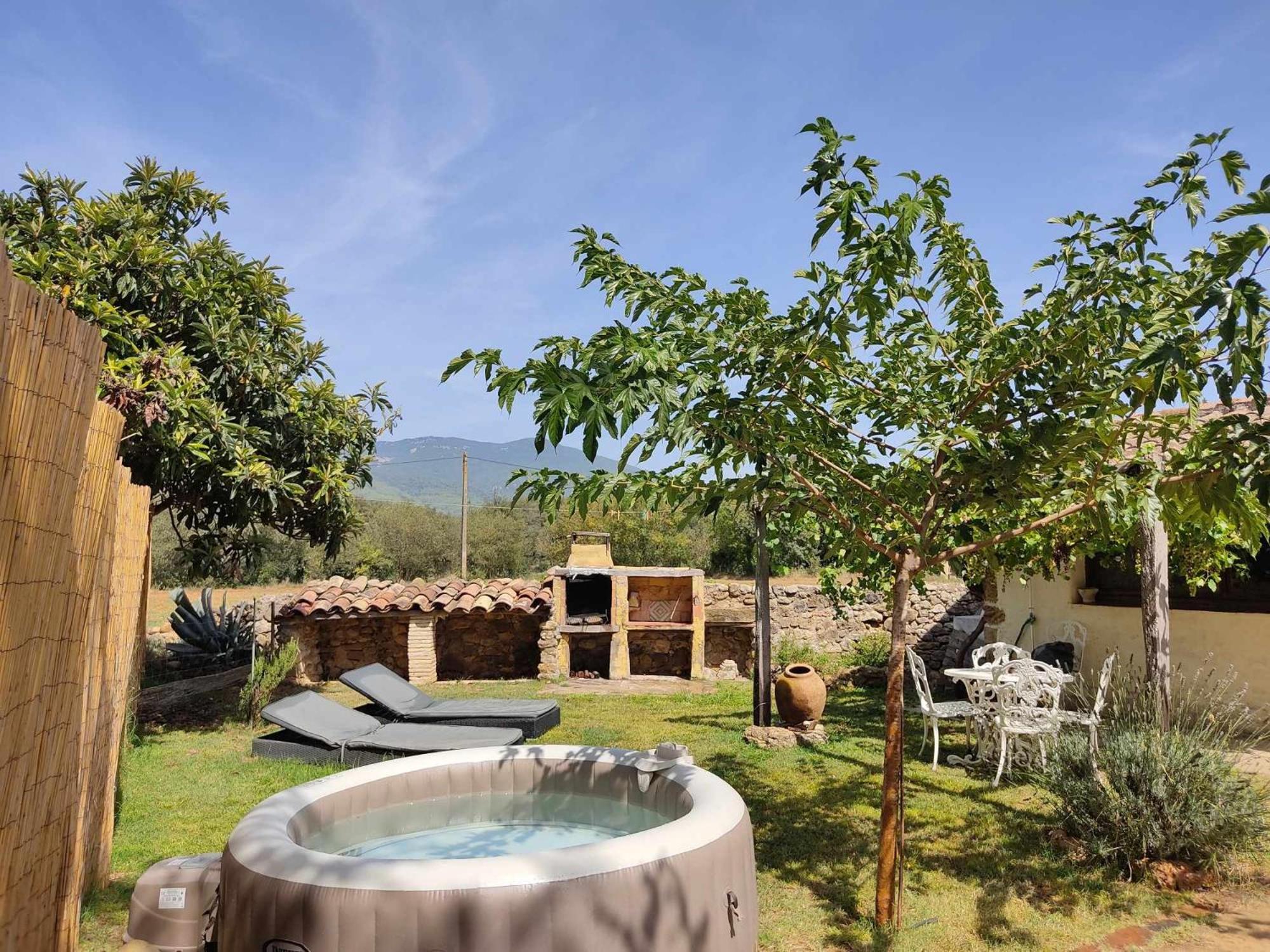 Casita Con Jacuzzi Rectoria De Dosquers Villa Maia de Montcal ภายนอก รูปภาพ